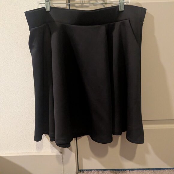 Mini Scuba Skater Skirt - Picture 3 of 4